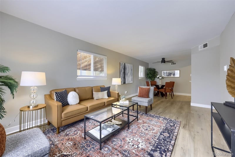 987 Vaughn St, Aurora, CO 80011