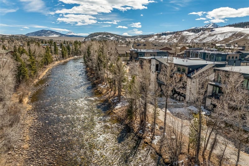 930 Blue River Pw #821, Silverthorne, CO 80498