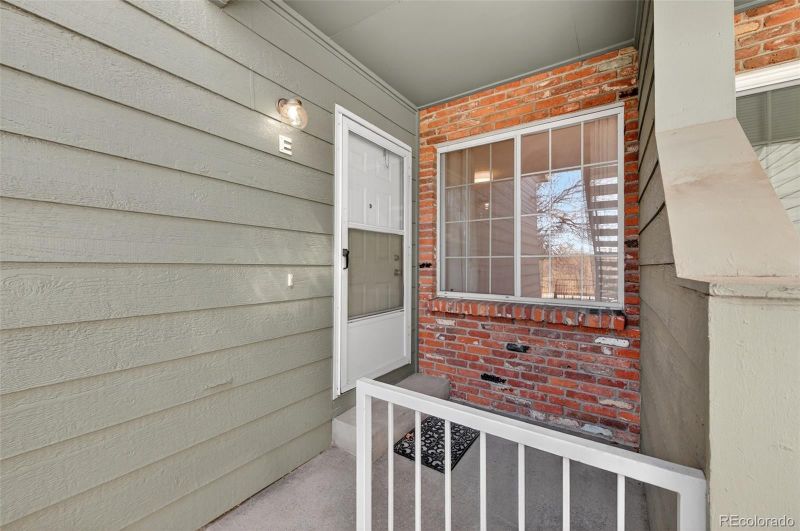 882 S Reed Ct #E, Lakewood, CO 80226