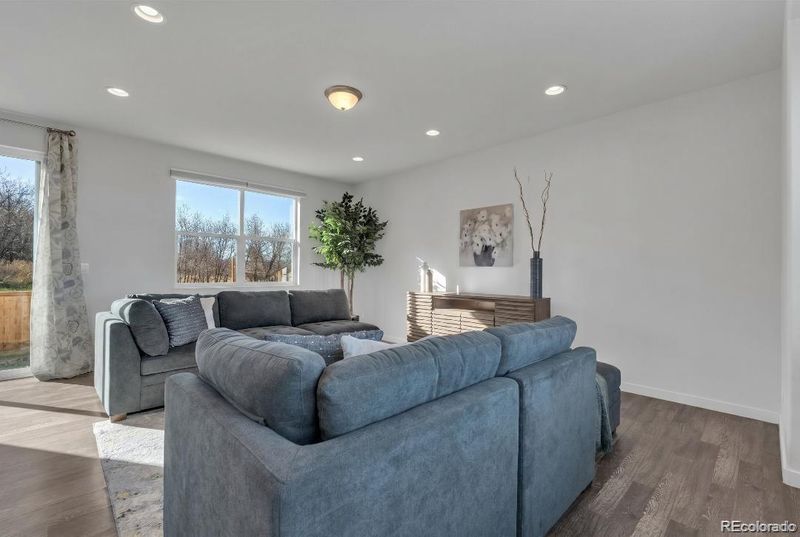 1852 Blue Oak Ct, Castle Rock, CO 80104