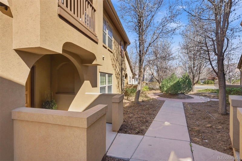 10128 E 29th Dr, Denver, CO 80238