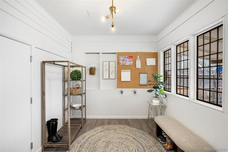 1803 S Glencoe St, Denver, CO 80222