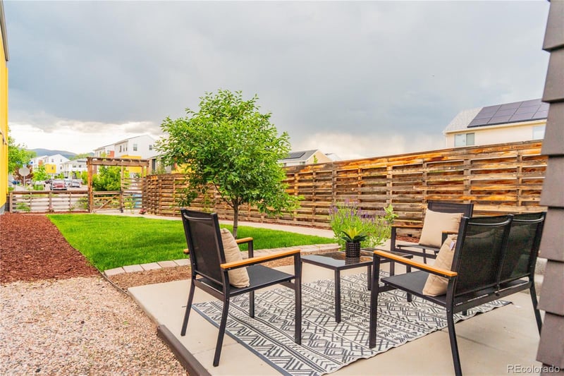 6892 Juniper Ct, Arvada, CO 80007