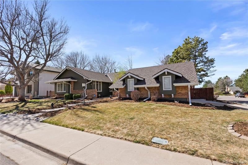 7755 S Forest St, Centennial, CO 80122