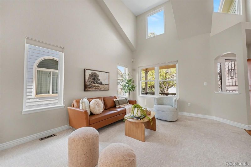 9845 Spring Hill St, Highlands Ranch, CO 80129