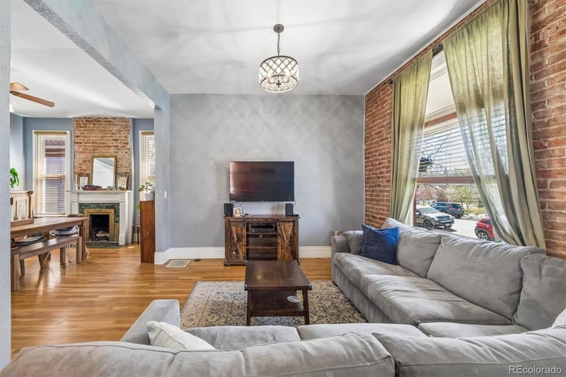 2422 N Williams St, Denver, CO 80205