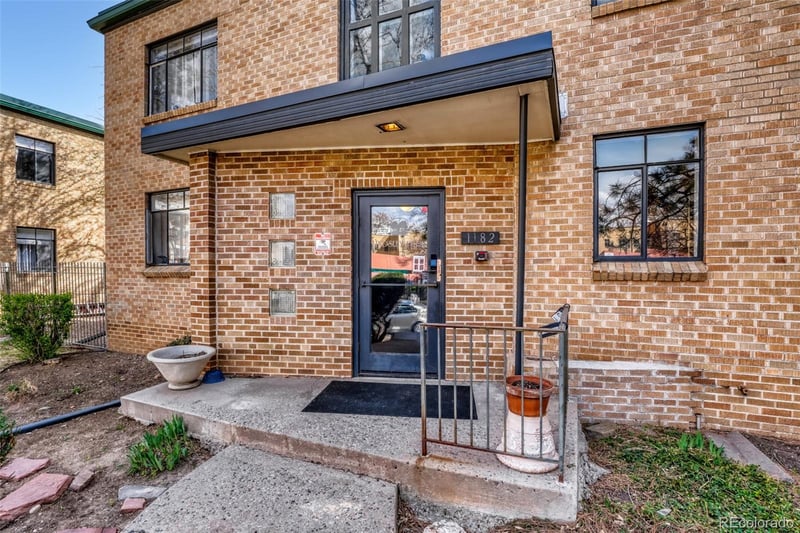 1182 N Clermont St #101, Denver, CO 80220
