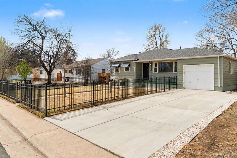 859 S Quieto Way, Denver, CO 80223