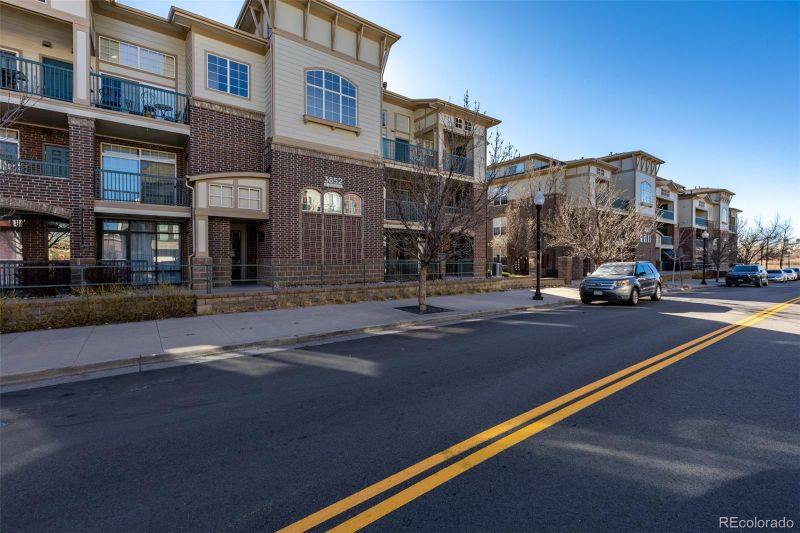 3852 S Dallas St #107, Aurora, CO 80014