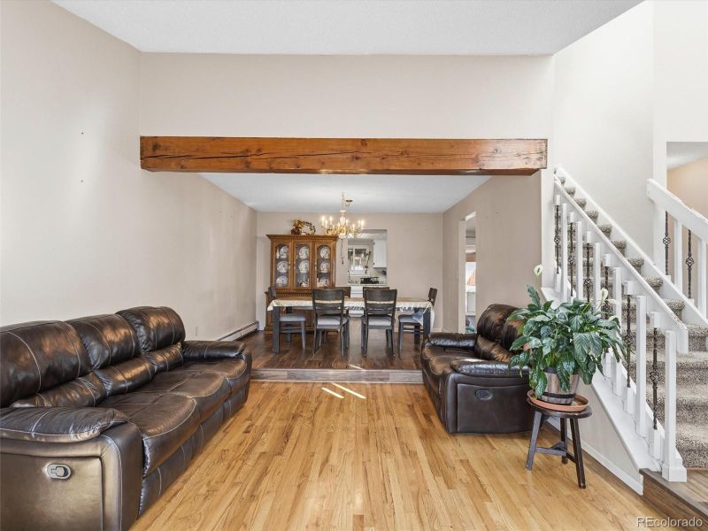 892 S Rifle Way, Aurora, CO 80017