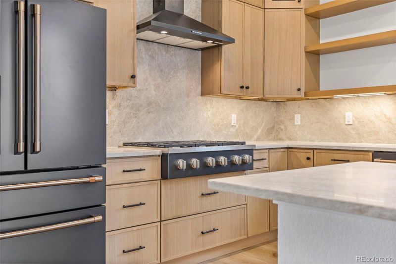 203 E Chester St #B, Lafayette, CO 80026