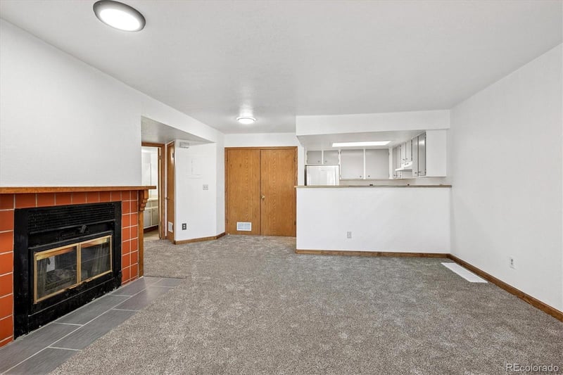 17050 E Ford Dr #102, Aurora, CO 80017