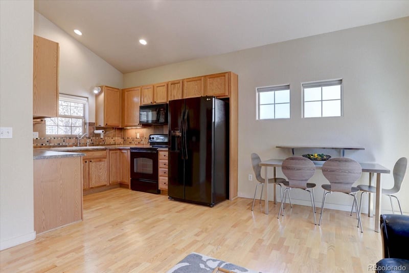 10138 E 29th Dr, Denver, CO 80238