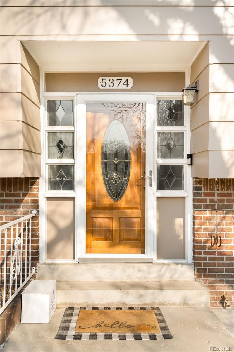 5374 Alkire St, Arvada, CO 80002