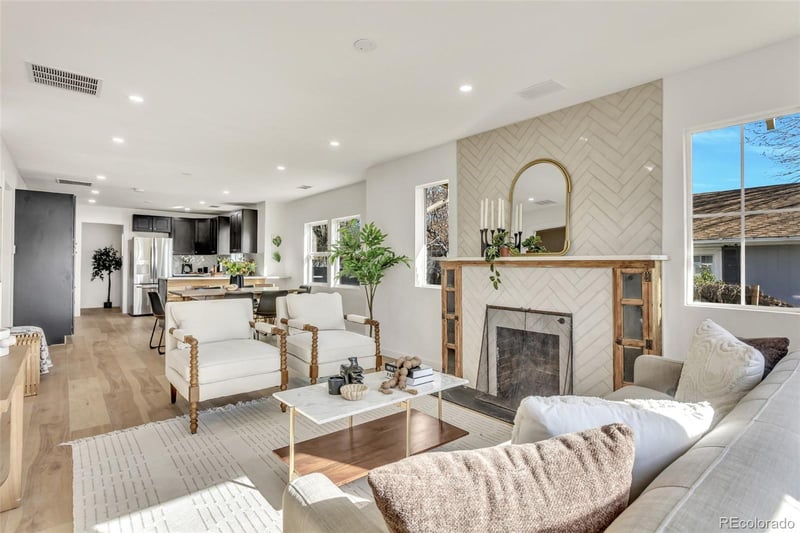 3642 N Madison St, Denver, CO 80205