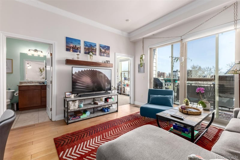 1700 N Emerson St #411, Denver, CO 80218
