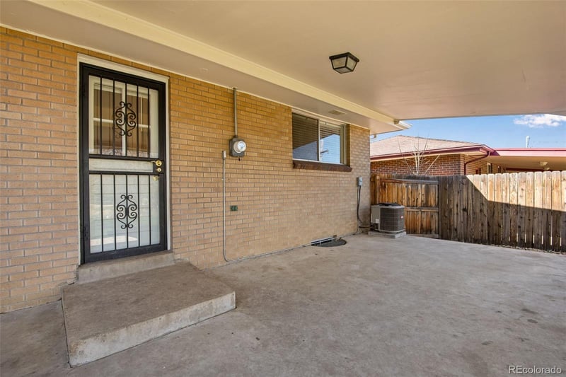 1628 S Locust St, Denver, CO 80224
