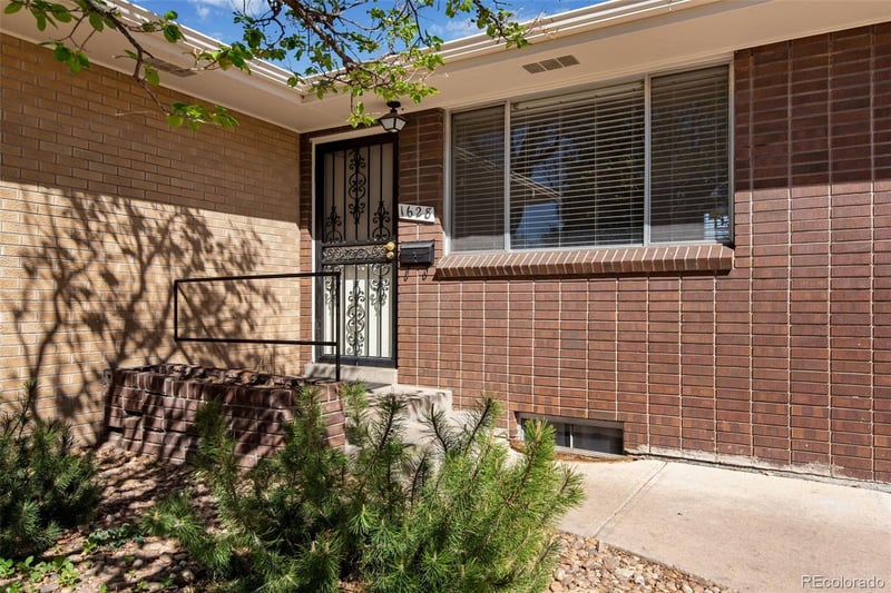 1628 S Locust St, Denver, CO 80224