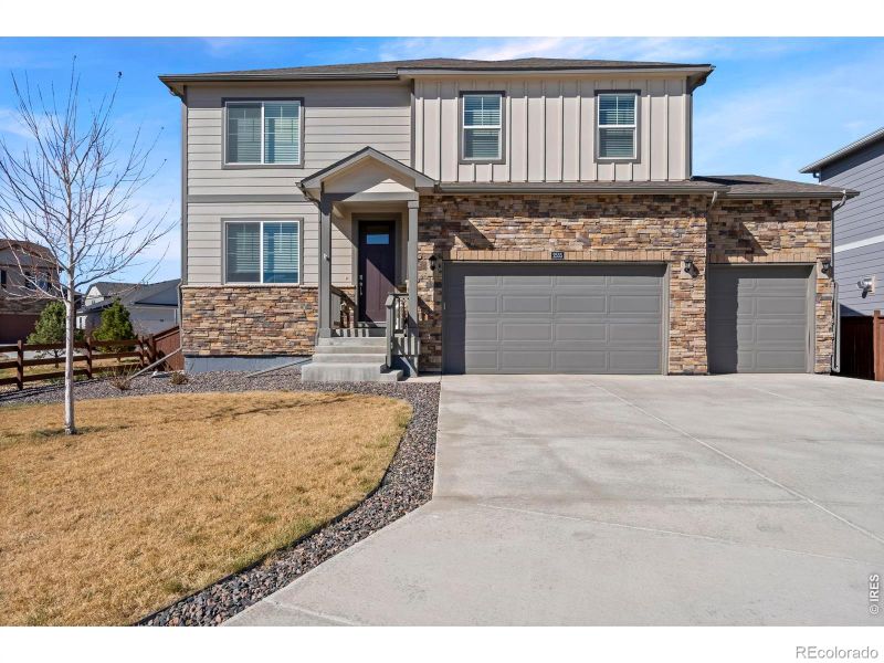 2555 Siskin Way, Johnstown, CO 80534