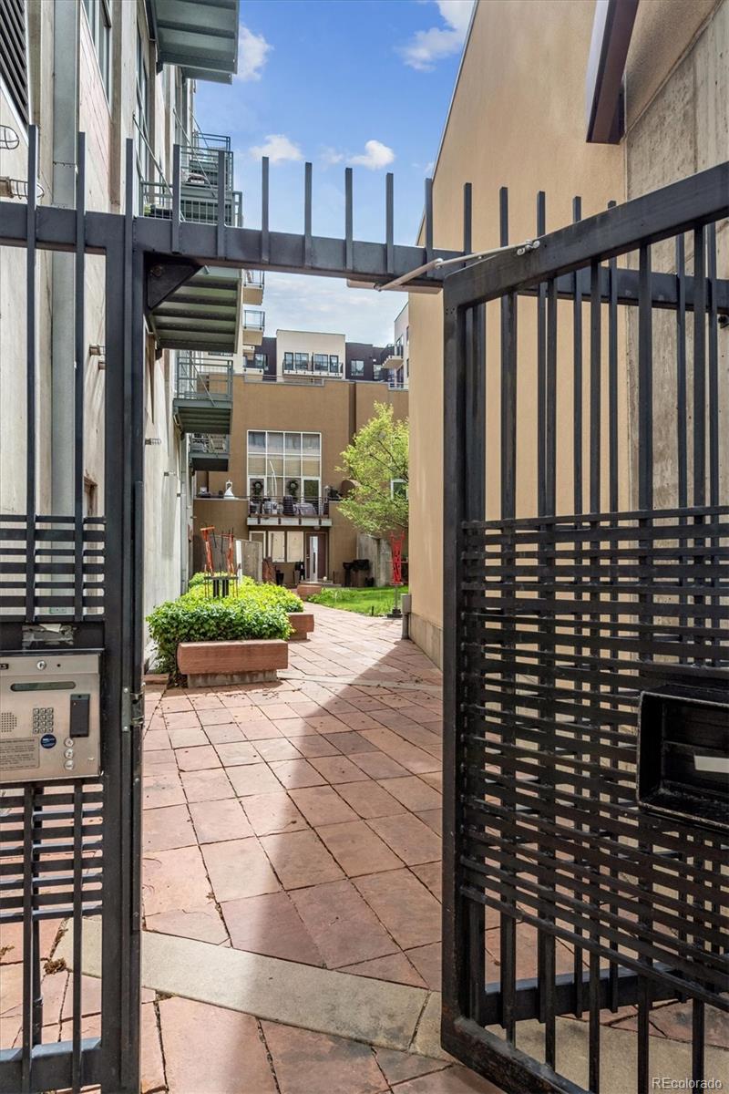 1050 Cherokee St #203, Denver, CO 80204