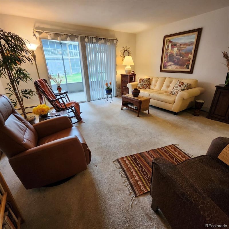 755 S Clinton St #1A, Denver, CO 80247