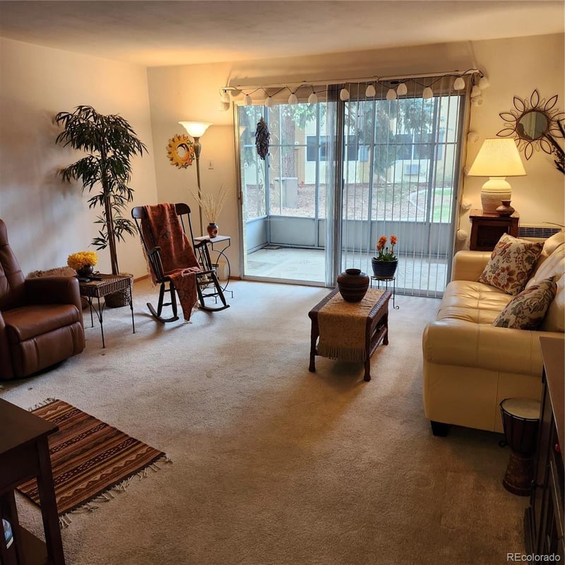 755 S Clinton St #1A, Denver, CO 80247