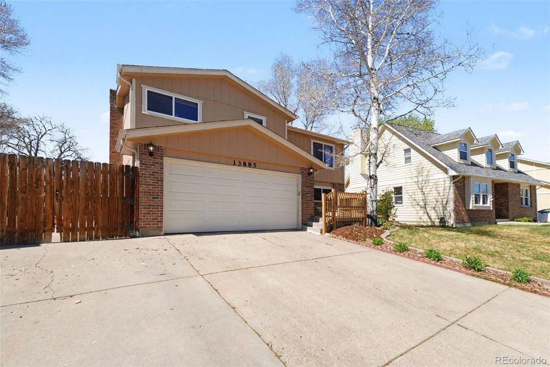 13885 W 66th Dr, Arvada, CO 80004