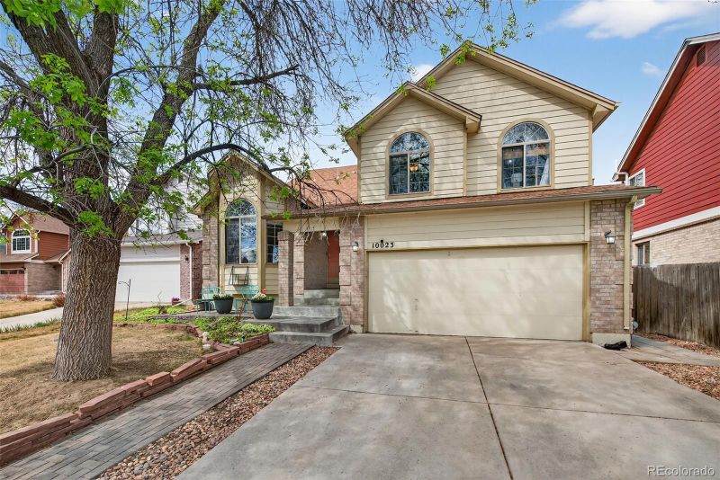 10023 W 81st Ln, Arvada, CO 80005