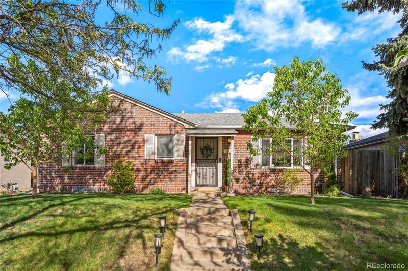 1420 Rosemary St, Denver, CO 80220