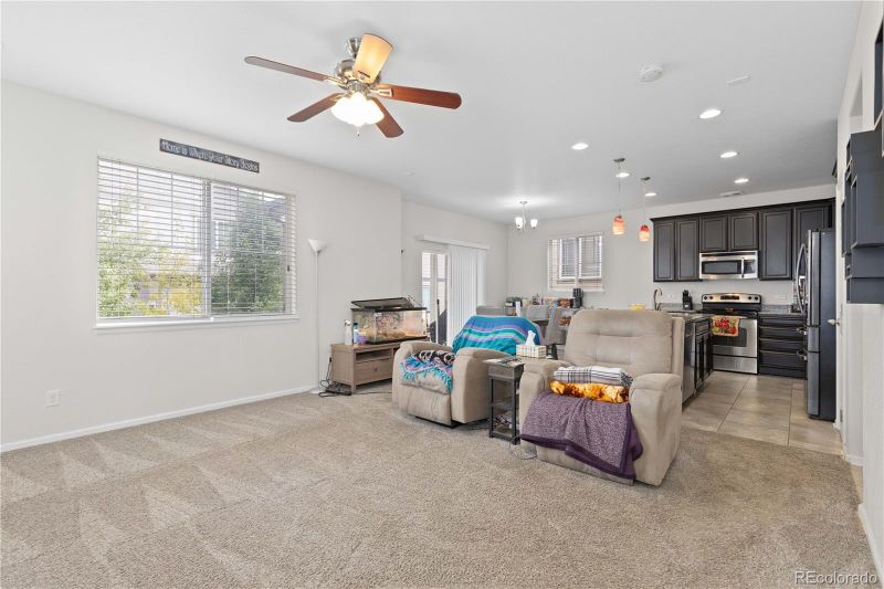 4861 S Picadilly Ct, Aurora, CO 80015