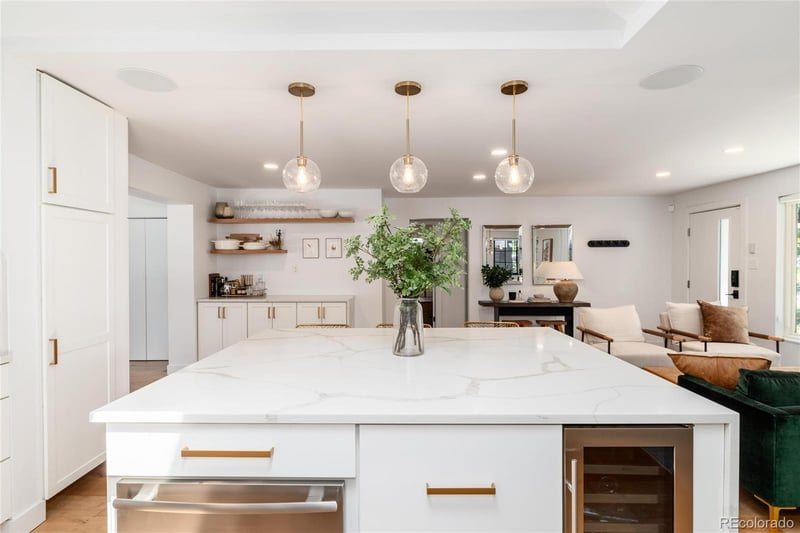 1065 S Monroe St, Denver, CO 80209