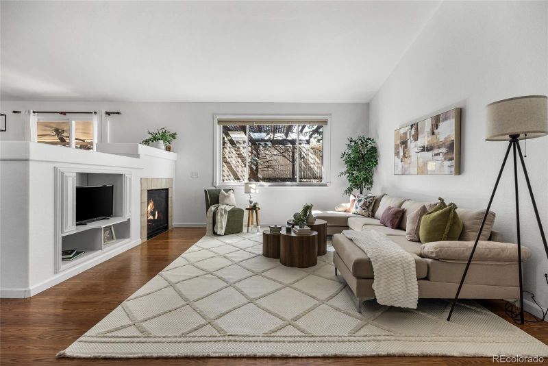 3649 S Killarney St, Aurora, CO 80013