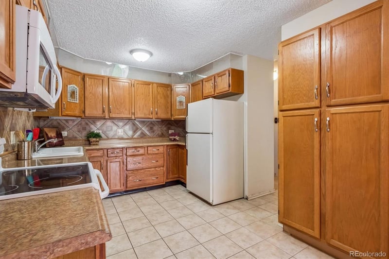 300 S Clinton St #5A, Denver, CO 80247
