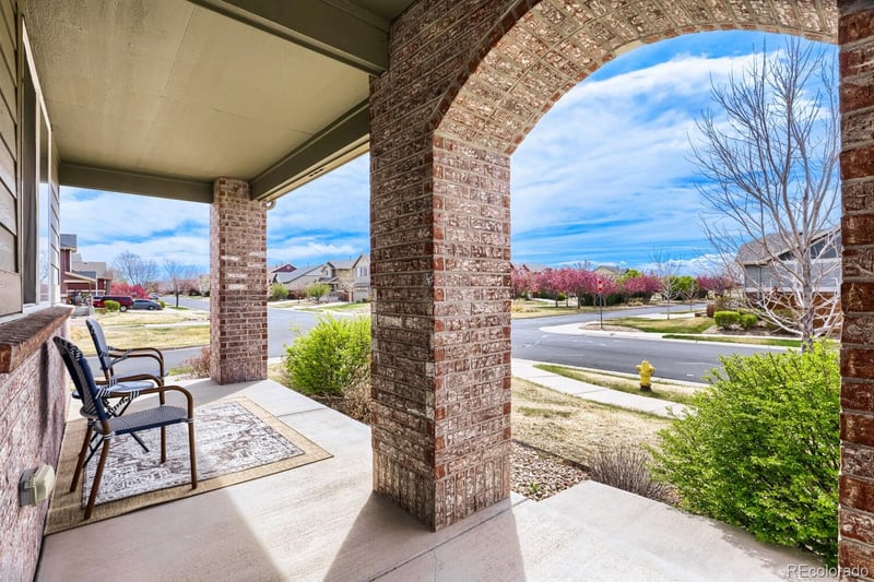 25283 E 2nd Ave, Aurora, CO 80018