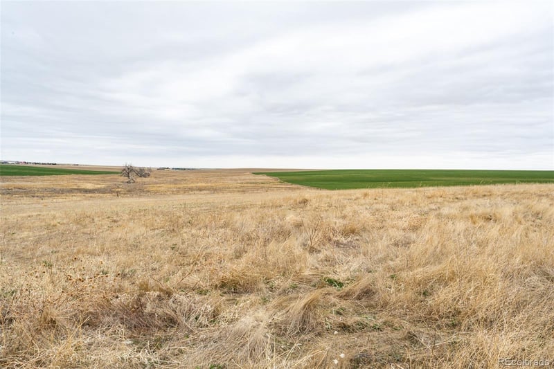 Tbd, Strasburg, CO 80136