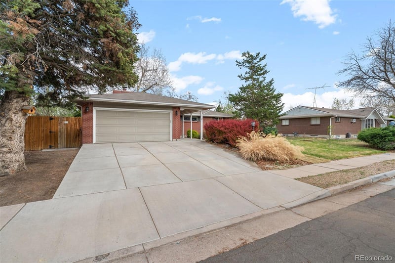 3260 S Fulton Ct, Denver, CO 80231