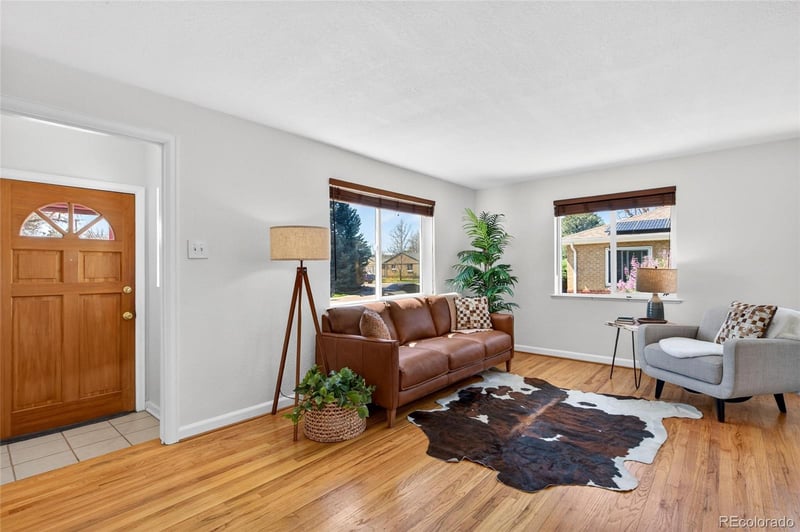 8165 W 17th Ave, Lakewood, CO 80214