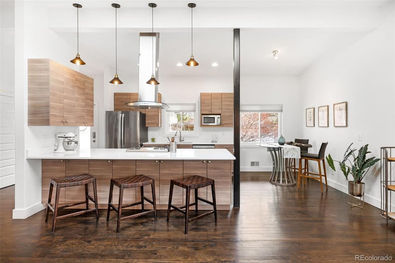 901 Glencoe St, Denver, CO 80220
