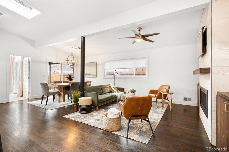 901 Glencoe St, Denver, CO 80220