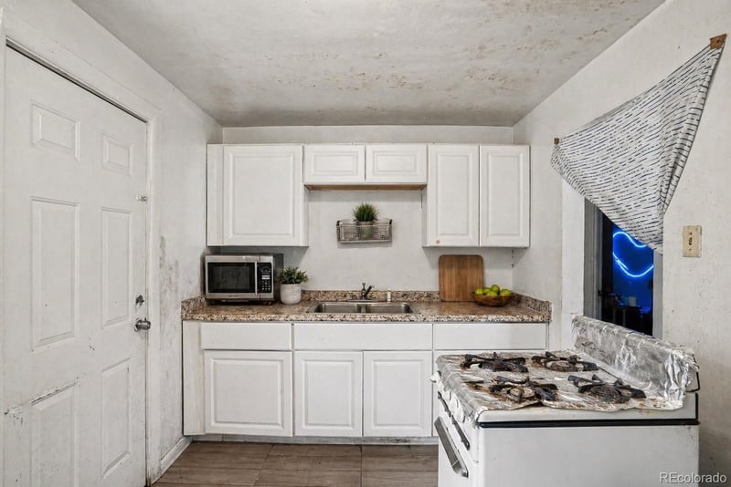 1455 Lima St, Aurora, CO 80010
