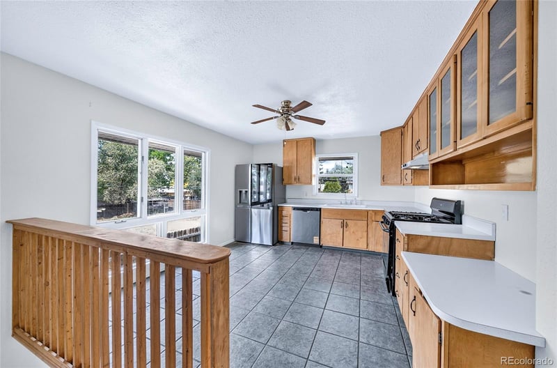 61 Louis Nelson Rd, Pueblo, CO 81001