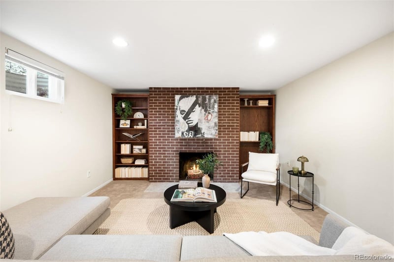 8334 E Kenyon Dr, Denver, CO 80237