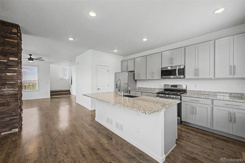 1602 Castle Creek Cir, Castle Rock, CO 80104