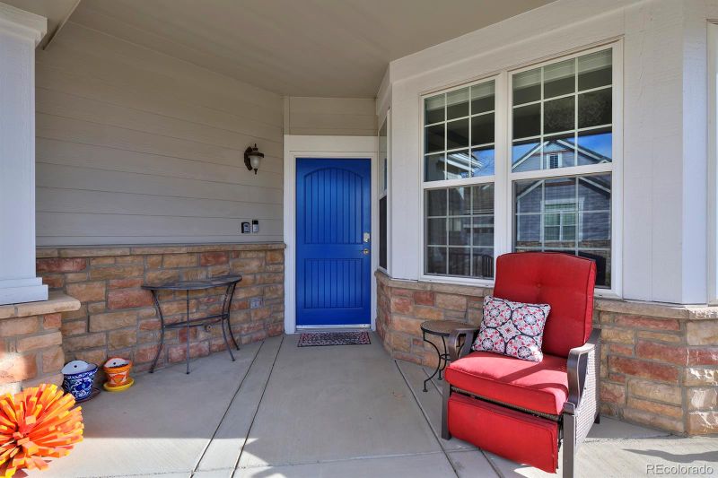 700 Windflower Dr, Longmont, CO 80504