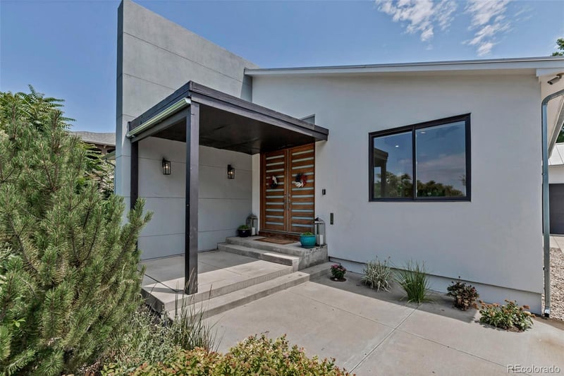 3460 S Bellaire St, Denver, CO 80222
