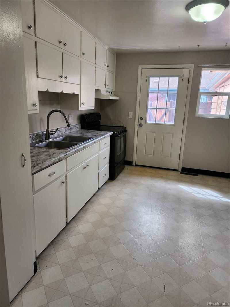 10262 W 59th Ave #2, Arvada, CO 80004
