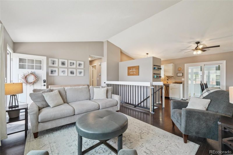 9867 Monroe St, Thornton, CO 80229