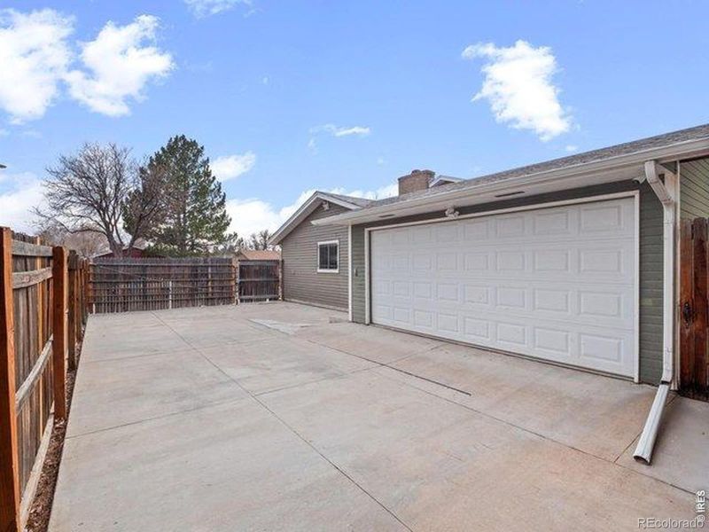 803 Nucla St, Aurora, CO 80011