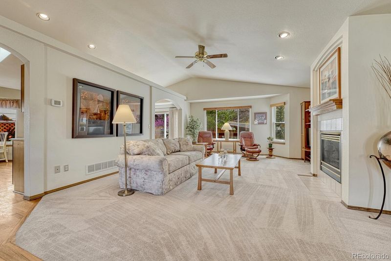 7635 Julynn Rd, Colorado Springs, CO 80919