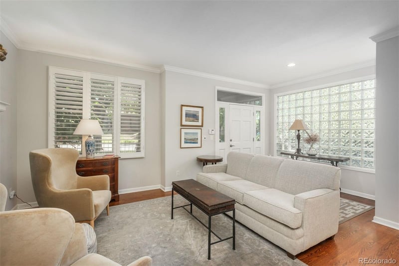 323 Monroe St, Denver, CO 80206